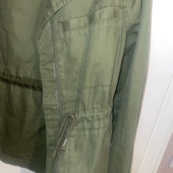 Olive Green Old Navy Jacket - Picture 2 of 8